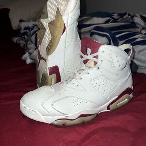 Jordan Retro 6 basketball shoes - Size 12
